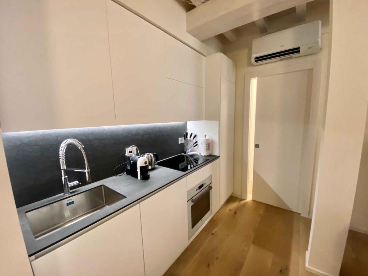 Volto Corte Farina Apartments - Luxury Lofts 维罗纳 外观 照片